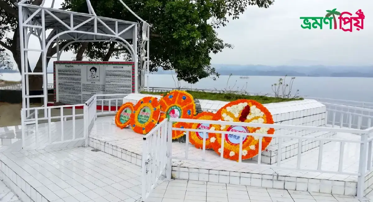 বীরশ্রেষ্ঠ মুন্সি আব্দুর রউফের সমাধি কিভাবে যাবেন, সকল খরচ