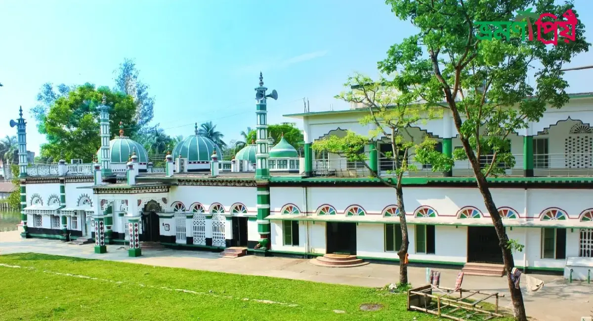 নোয়াখালী জেলা জামে মসজিদ কিভাবে যাবেন, আসা-যাওয়ার সকল খরচ