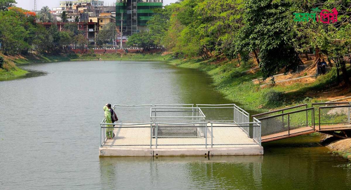 ধানমন্ডি লেক - ঢাকা শহরের সুন্দর ও  প্রাকৃতিক সৌন্দর্যের স্থান